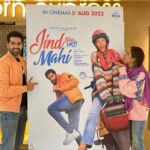 Sonam Bajwa Instagram – Thank you sooo much for all the love 💕 
Jind Mahi in cinemas near you .