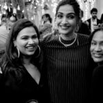 Sonam Kapoor Instagram – Happy happy birthday my poojie.. Love you.. always be this kind, hardworking and creative.. it inspires all of us around you. Anil Kapoors House, Juhu, Mumbai