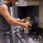 Sundeep Kishan Instagram - How to Make Tasty Chicken Biryani for your Sister in 4 Steps 😎 (without getting killed 🤟🏽) @pb.mounica