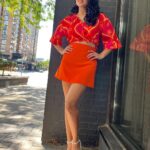 Sunny Leone Instagram - Hey hey!! Outfit - @meraki_couture1 Earrings - @blingthingstore Styled by @hitendrakapopara Fashion Team @tanyakalraaa @sarinabudathoki H&MU @ricardoferrise2