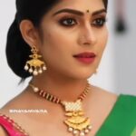 Swasika Instagram - RAY OF HOPE @swayamvarasilksindia Production house: @dravya.concepts Director: @najmalmarath Creative Director: @nisar7922 Photographer: @shafishakkeer Costume: @amrutha_c_r Makeup by @mukeshmuralimukesh Art:@sunil__george_ Hair & MUA: @shiva_makeover , @vijilsmakeover Image Retouch: @murugaraj_raghavan Manager - Dravya Concepts: @hasil_asi BTS : @sachinmohandasphotography Photography Asst: @abin_km_ Production Manager: @am_haadil Studio: @threedotsfilmstudio @swasikavj . . . #swayamvarasilksindia #kochi#instafashion#love#lakshminakshathrafanpage #lakshminakshathraonlineeditor #swasikafans #starmagic