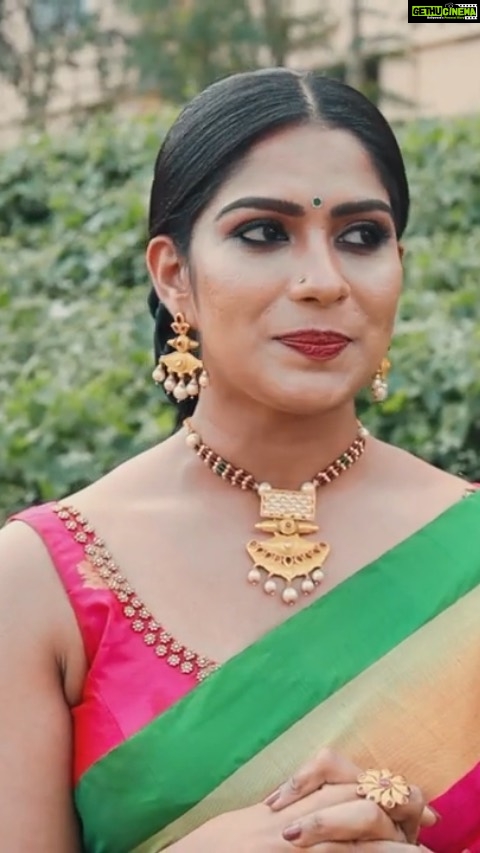 Swasika Instagram - Making video @amruthasuresh @anjutk10 @drishya__raghunath @me.radhakrishnan #swayamvarasilks #calendar2021 #2021planner#swasikavj #photosession #actresslife #lakshminakshathra #lakshminakshathrafanpage #starmagic #