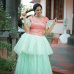 Swasika Instagram - Smile ❤️Sparkle ❤️Shine Redcarpet shoot Talent show Reality show Colour Outfit @babe_by_minnumariya MUA @abilashchicku Stylist @nithinju