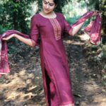 Swasika Instagram - Morning gift from @fara_designs Thank u @aiqah_thestore Thank you #kurthidesigns #kurthistyle #salwae#actresslife #artistsoninstagram #malayalammovie#moviereview #tvshow #boutique @sadhika_diehard_fan Photography @dino_keezhillam