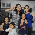 Swasika Instagram - Anna , Aelu, Rosu & Anice@ Kunjanaaa @advthomasanakkallunkal @badrinathkrishnan 😊😊😊😊😊