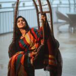 Swasika Instagram - ❣️❣️❣️ Shoot time @kudukku2025_movie Stills @kunjippaaru #mosthappiestlocation # @parakkatnatureresortmunnar @thebrandstorebyfebitha