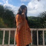 Swasika Instagram - Grooving to the trend ! #swasikavj #swasika #swasikaactress #reel #trendingreels #dancereels