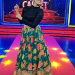 Swasika Instagram - Twirling around with the dreams in my mind . Makeup : @lilly_shaneesh_makeup Costume : @ladies_planet_online Stylist: @rashmimuraleedharan Ornaments : @salato_kottakkal #swasikavj #swasika #redcarpet #amritatv