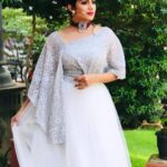 Swasika Instagram – Redcarpet shoot tym 

Wearing @glowthedesignerhub 
Jewelleries @ghungroodesigns 
MUA @abilashchicku 
#whitegown #newdressingstyle #designerclothes #malayalamchannel#amrithatv#anchor