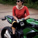 Swasika Instagram – Ninja series 

Photography @amalkumarj & @arshadh_thegrapher 

MUA @abilashchicku 
Stylist @abilashchicku @joe_elize_joy 
Concept @arunkumar_s12 
Edit @rakesh_kannan_
#ride #bikeride #ninjabikers #bikergirl #ridingsexy