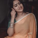 Swasika Instagram - Saree is not just a garment,it’s an identity Nd my power Photography @dy___bbuk #sareelover#girlpower #womeninsaree #newphotoshoot#shooting #naturalhairstyles#warmtonemakeup