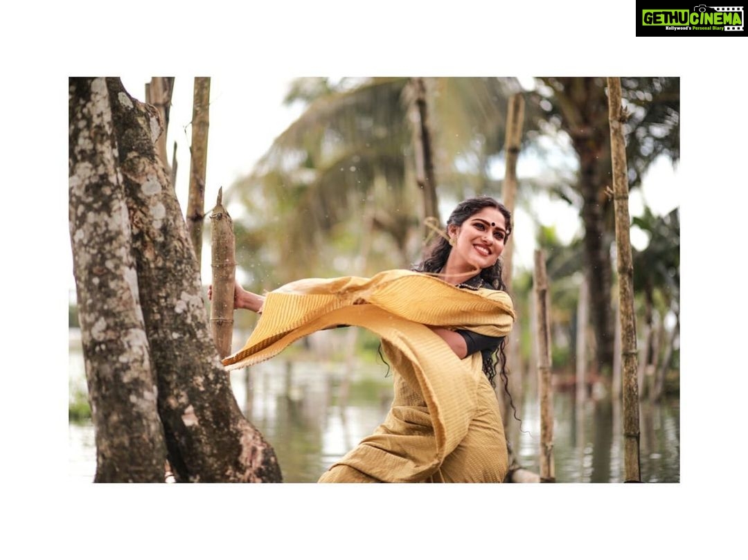 Swasika Instagram - #photoshoot #photos #outdoor#outfitselfie #naturelover #nature_good #keralagram #keralavibes #sareelover #sareesofinstagram #actresslyf