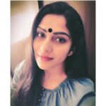 Swasika Instagram – Show some smile 😊 
#payyanur #kannurdiaries#selfy #selfyday #nothingtoseehere #positivevibes #dreamcatcher #notdressupday #temple#photooftheday #varietymedia #smartpixmedia #southactressgallery Payyanur, Kerala, India