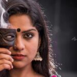 Swasika Instagram - Eye to eye contact 👁 #diffeyewear #eyesopen #eyetoeye #photoshoot #expression #tobefocusedonyou #lookgoodfeelgood #actressgallery #malluactressgallery # @ajmal_photography_ thank u Ajmal jiii