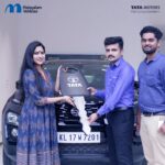 Swasika Instagram - Everything in life is somewhere else and we reach there with cars. So here is another one off the wish list, I brought the car, which I have been longing for . It was a pleasant moment for me to get the keys along with my family.I thank god, my family , loved ones and all my supporters for helping me to achieve another milestone. And special thanks to team @malayalammotors @tatamotorscars @tataharrier #swasika #swasikavj #newcar #tataharrier #newmilestone #newgoal #actresslife #blessed #withfamily