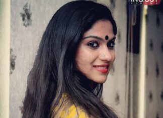 Swasika Instagram - #newpic#newmvie #smilingface#yellowdress#courtesyby#@padmadalam #salwarstyle#actresslife #thatsmeindispic #sidepossing #swasikavj