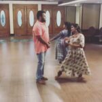 Swasika Instagram - #practicetym #australienshow #ourlalettan😘 #narumugayesongfrmiruvar# #semiclassical#charimastar #magicalcreations#thecompleteactormohanlal dancing fr narumugaye song..