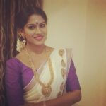 Swasika Instagram – #traditional #functionmood #mullapoovu🌼 #myfavlook#nadanpennu😍😘 #setsaree😍 #designersetsaree#coustumeby#@abhilashchikku#makeupndhairdo_done_by_#@abhilashchikku#awardnyt✨ #