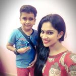 Swasika Instagram – #katturumbushoot #soorajndme#@soorajthelakkad#latestepisode#backstage #selfytym #lastdayofshoot#hdfunn #lovelypic #swasikavj