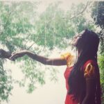 Swasika Instagram - #rain #rainydays #waterdropessence #enjoylife❤️ #romatic #cool#nature #grenery#love##swasikavj