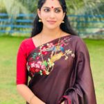 Swasika Instagram - Wearing this beautiful embroidery saree from🥻 @blaze__designs