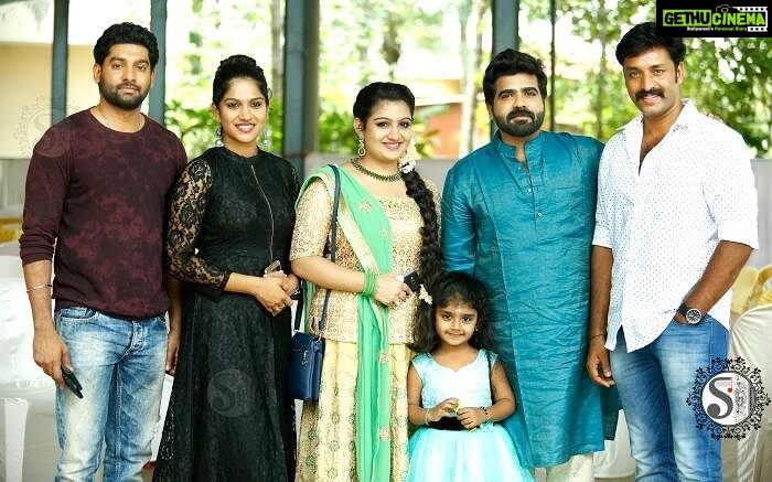 Swasika Instagram - #seethafamily #function#gettogether #ofscreen#pala #happiness #