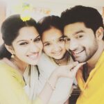 Swasika Instagram – #seethafamily#serial #shootingtime #lovestory #baby#hero#location #selfy #iphone5 #picoftheday #funtym#threeidiots😂