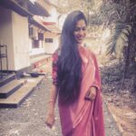 Swasika Instagram - #sareelook #loosehair #clicks#youcam#colouring #walkingclick#swasikavj #location #picoftheday