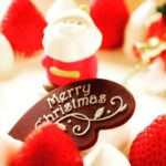 Swasika Instagram - #merryxmas#withlove#enjoy#joyfullday#santha#xmastree#cakes#jinglebell#wine#food#chocolate#christmas#jesus#love