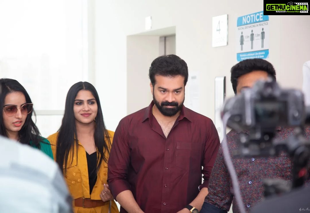 Swasika Instagram - Thank you @mfwai_qatar and @qfm @malayalam986 Qatar for the warm welcome and hospitality,and proud to be a small part of CBI 5 @malavikacmenon @arjunnandhakumar #mammootty #cbi5 #swasika #malavikacmenon #arjunnandakumar #mamoottyfansqatar