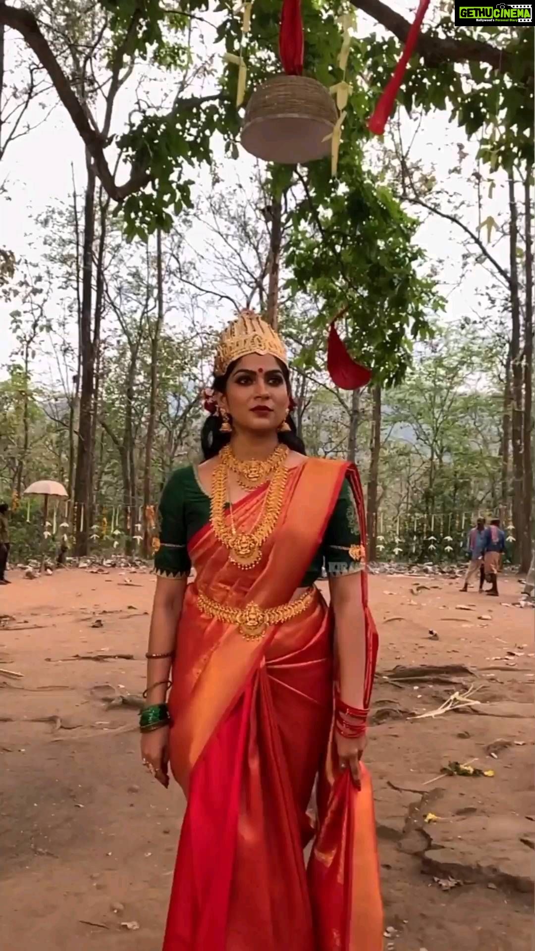 Swasika Instagram - Blessings of being an actress π Makeup : @sajitha.kazmara Styling: @nithinju Blouse : @vedhikafashion Jewellery : @trinetra_collections #swasikavj #lifeofanactress #lifeofanactor #goddess #bheeshmaparvam #bheeshma