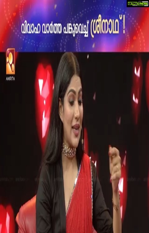 Swasika Instagram - So here is a glimpse of Red Carpet Session with @sreenath.sivasankaran and @anjujosephofficial . It was such a fun and jolly chat session with you both . #swasikavj #swasika #anjujoseph #sreenathsivasankaran #amritatv #redcarpet