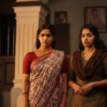 Swasika Instagram - ബാലേട്ടന്റെ മക്കൾ ❤ @malavikacmenon Stills @navin_murali Happy to be a part of this movie . #feelingblessed #aarattu #lalettan #mohanlal #swasikavj