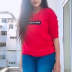 Swasika Instagram - In love with this beat 🤘🏻🤘🏻🤘🏻 #danceorigin #swasikavj #reels #trending #dancelove #arabicbeats #remix #dancereels