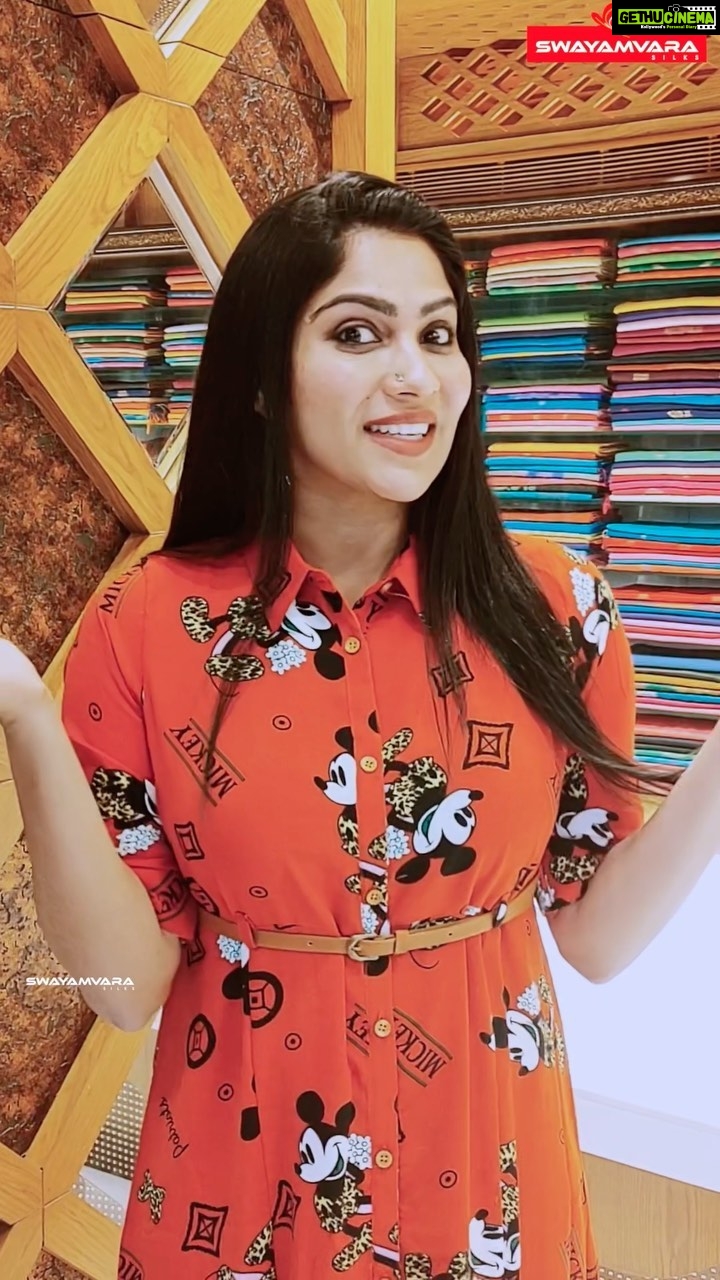 Swasika Instagram - Explore our latest valentines day collection. Comfortable and stylish with plenty of colours and materials. Find your favourites at @swayamvarasilksindia @swasikavj