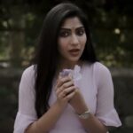 Swasika Instagram – Watched hridyam and how can I not reel with one of it’s hit .

Video credits : @christysherly_ 
Location : @ecogardensresort 

#onakamunthiri #trendingsong #boi #reelitfeelit #trending #hridayam #hridyam #vineethsreenivasan #divyavineeth #pranavmohanlal #kalyanipriyadarshan #heshamabdulwahab #ecogardensresort #swasika #swasikavj #swasikavijay