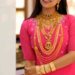 Swasika Instagram – Trending song with @nakshatragoldanddiamonds .
They have very exquisite and pure quality collections of gold ranging from traditional to modern jewellery. 

Do visit their shop to explore their new and variety of collections of ornaments that fit your budget .

#swasikavj #swasika #golanddiamonds #ornaments #nakshatragoldanddiamonds