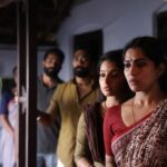 Swasika Instagram - ബാലേട്ടന്റെ മക്കൾ ❤ @malavikacmenon Stills @navin_murali Happy to be a part of this movie . #feelingblessed #aarattu #lalettan #mohanlal #swasikavj
