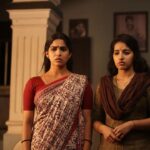 Swasika Instagram - ബാലേട്ടന്റെ മക്കൾ ❤ @malavikacmenon Stills @navin_murali Happy to be a part of this movie . #feelingblessed #aarattu #lalettan #mohanlal #swasikavj