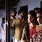 Swasika Instagram - ബാലേട്ടന്റെ മക്കൾ ❤ @malavikacmenon Stills @navin_murali Happy to be a part of this movie . #feelingblessed #aarattu #lalettan #mohanlal #swasikavj
