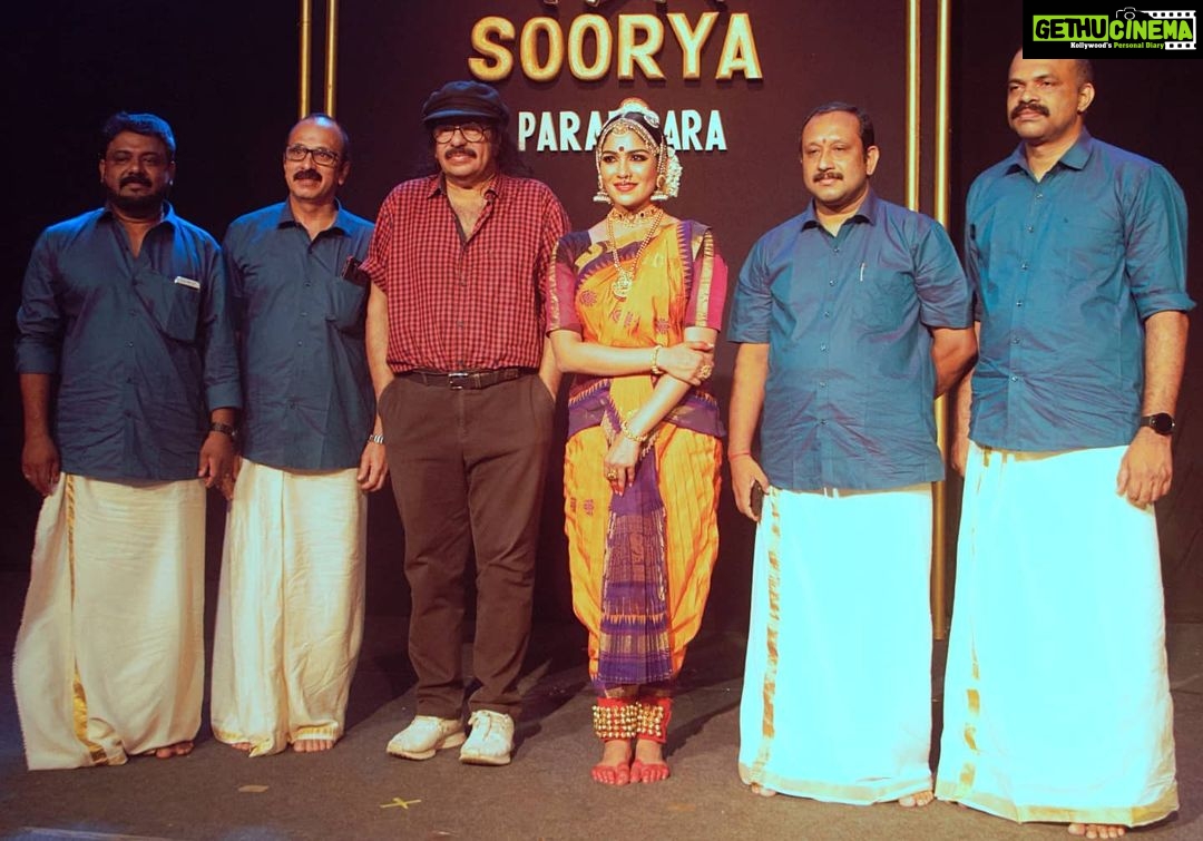 Swasika Instagram - It is an immense happiness to any classical dancer to perform at soorya festival. This was my first performance at soorya festival and I thank all my gurus for training me to reach such a platform. This performance will always remain special to me. #swasika #swasikavj #classicaldancer #sooryfestival #sooryakrishnamoorthy