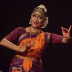 Swasika Instagram - It is an immense happiness to any classical dancer to perform at soorya festival. This was my first performance at soorya festival and I thank all my gurus for training me to reach such a platform. This performance will always remain special to me. Photography: @srees_fotography #swasika #swasikavj #classicaldancer #sooryfestival #sooryakrishnamoorthy