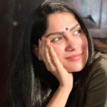 Swasika Instagram - Sunkissed ☀️ #bliss #morningvibes #sunkissed #swasika #swasikavj #swasikavijay