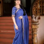 Swasika Instagram - Calmness amidst the Blues 💙 Styling @jaffarimaam Saree @shesdesigns Makeup @mukeshmuralimakeover Photo @nithinznith_photography_ Earrings @planetjewel #swasika #swasikavj #swasikamalayalamactress #swasikaactress #malayalamactress #bluesaree
