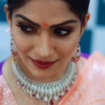 Swasika Instagram - Flaunting my favourites of @kirtilalsonline , alchemist collections. Happy to be a part of it . @jayanthiballal Stylist : @rashmimuraleedharan Costume : @malka_weddingcouture Photography: @vishnu Mua : @sajitha.kazmara Photography: @vishnu__photography___ Event Co-ordinator: @dalu_krishnadas #kirtilalsonline #kirtilal #swasika #inaugration