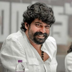Swasika Instagram - "പ്രതിഷേധിക്കുന്നത് എന്നും നല്ലത് തന്നെയാണ് എന്നാൽ അത് ആരെയും ബുദ്ധിമുട്ടിച്ചു കൊണ്ടാവരുത് ."
സമൂഹത്തിനു വേണ്ടിയുള്ള സമരം ഒരിക്കലും സമൂഹത്തിനെ ബുദ്ധിമുട്ടിച്ചു കൊണ്ടാവരുത് എന്ന് അദ്ദേഹം പറഞ്ഞത് അദ്ദേഹവും ഒരു സാധാരണ പൗരൻ ആയതുകൊണ്ടാണ് .
I stand with joju chettan @joju_george 👍

#withjojugeorge
#jojugeorge
#swasika #swasikavijay