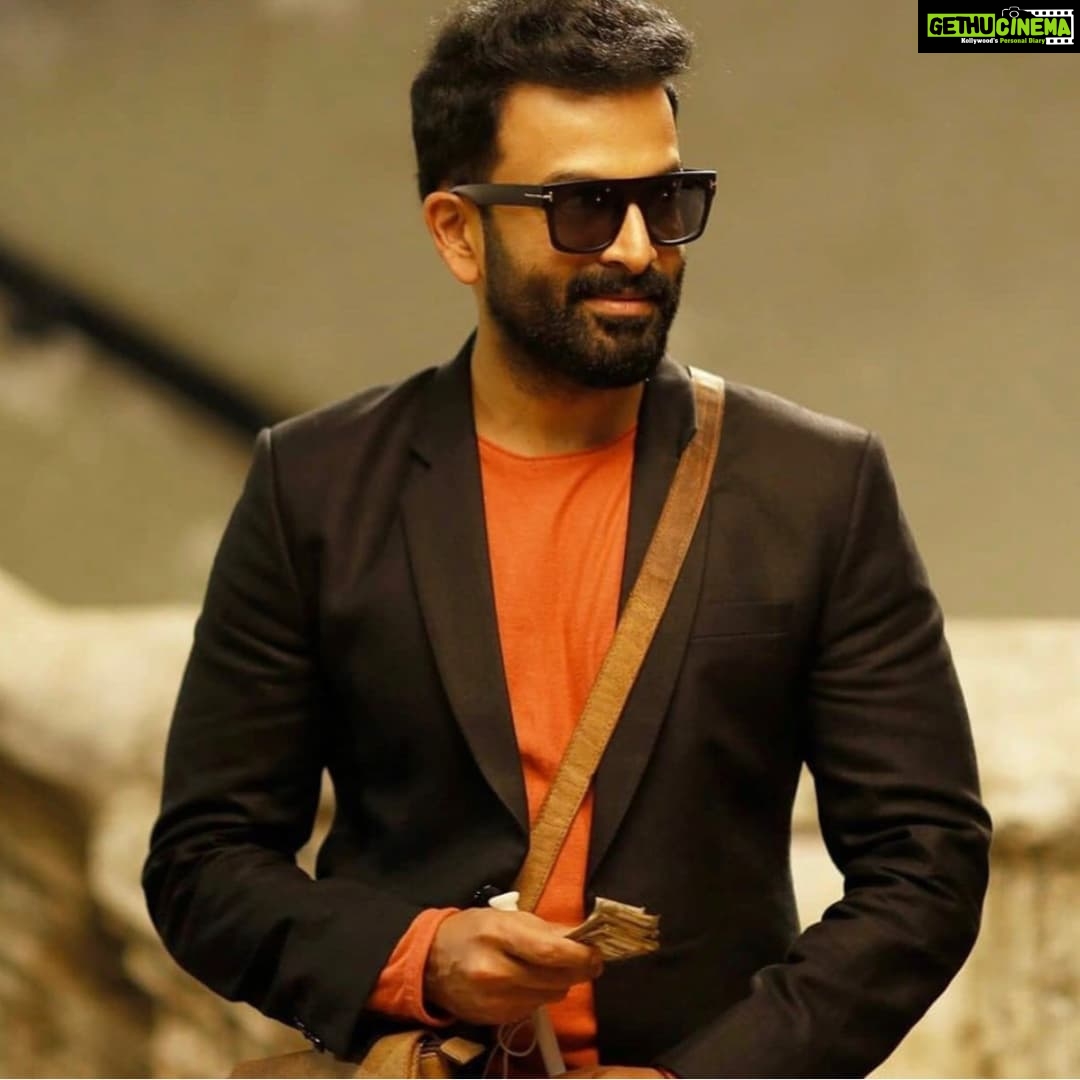 Swasika Instagram - An actor, singer, producer, filmmaker and holder of an amazing personality . Happy Birthday to the man of many hats. May you age gracefully and gift the cinema lovers Swasika Instagram - An actor, singer, producer, filmmaker and holder of an amazing personality . Happy Birthday to the man of many hats. May you age gracefully and gift the cinema lovers