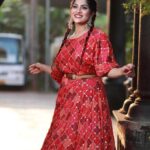 Swasika Instagram - Do life with love, Stop when you’re happy with what you’ve achieved and Everyday is a day to be happy! Mua : @abilashchickumakeupartist Stylist : @rashmimuraleedharan Costume : @salaaboutique Photo : @akhil_photography_tvm #swasikavj #swasika #redcarpet #redcarpetlook #amritatv