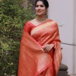 Swasika Instagram - For the love for traditional looks . Muse : @swasikavj Saree: @atmasignature Ornaments: @inikacollections Makeup : @abilashchickumakeupartist Photography: @midhinlal #swasika #swasikavj #swasikavlogs #swasikavijayactress #abilashchickumakeupartist