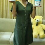 Swasika Instagram - Want to know my secret for fitness? Here it is , @myfitness peanut butter . This is one thing I carry everywhere I go , just because I can't stop being in love with this special product . I suggest this to everyone who wants to diet but still want to have a yummy breakfast. Thank you @myfitness for sending me this . Video courtesy @gokul_a10 #swasika #swasikavj #swasikavlogs #swasikactress #ﬁtness #fitnessmotivation #diet #dietfood #dietplan #myfitnesspeanutbutter #peanutbutter